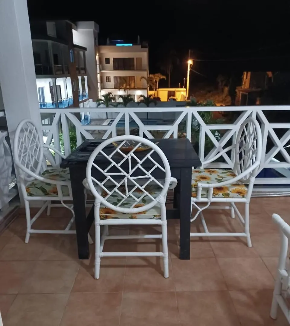 Tropical Dona Mayra Apartahotel Las Terrenas Apartment